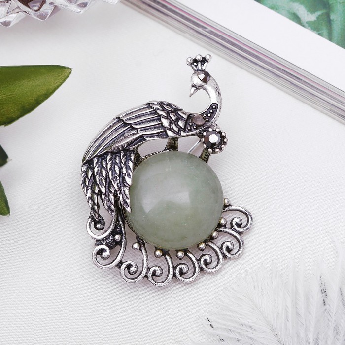 Брошь павлинушка "Нефрит" в чернёном серебре