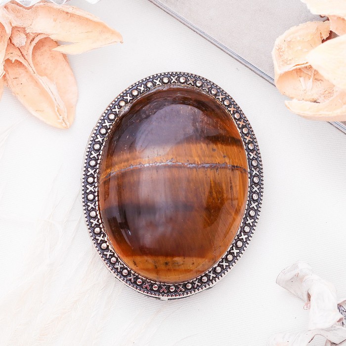 Брошь овал в металлической оправе "Тигровый глаз" в чернёном серебре