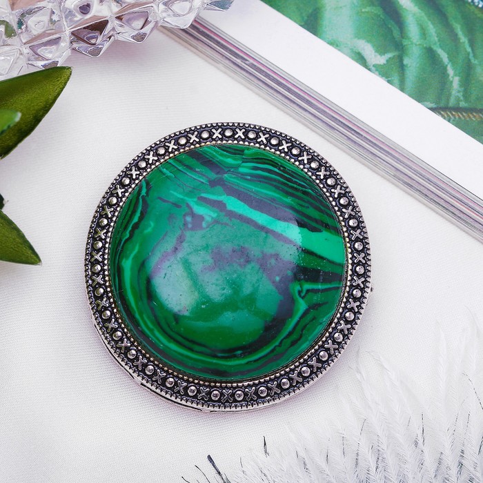 Брошь круг в металлической оправе "Малахит" в чернёном серебре