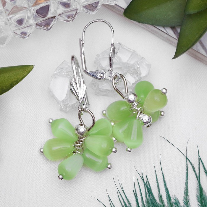 Серьги "Кошачий глаз" гроздь капель, цвет зелёный