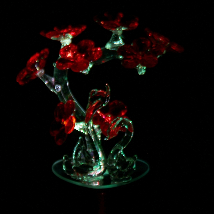 Сувенир световой "2 лебедя с розой"