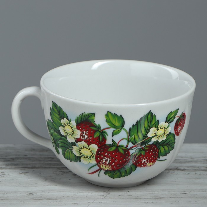 Кружка 400 мл "Ландыш" земляника, деколь