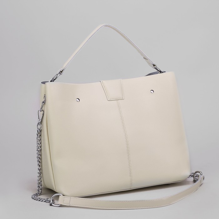 Сумка женская, отдел с перегородкой на молнии, наружный карман, длинный ремень, цвет молочный