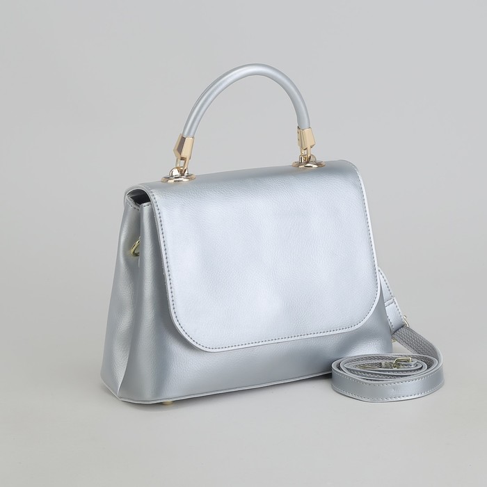 Сумка женская, 2 отдела на молнии, наружный карман, длинный ремень, цвет серебристый