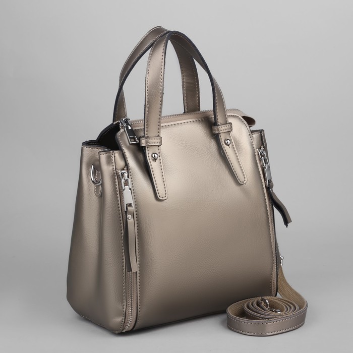 Сумка женская, отдел с перегородкой на молнии, наружный карман, длинный ремень, цвет бронзовый