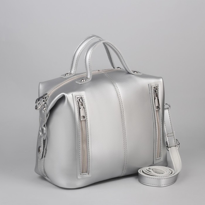 Сумка женская, отдел, 3 наружных кармана, длинный ремень, цвет серебристый