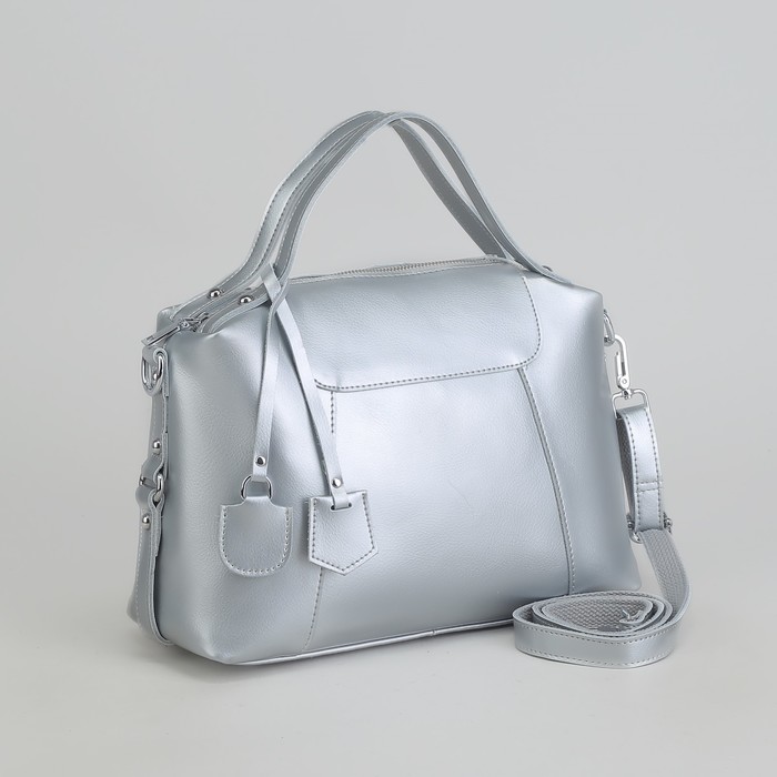 Сумка женская, отдел с перегородкой, наружный карман, длинный ремень, цвет серебристый