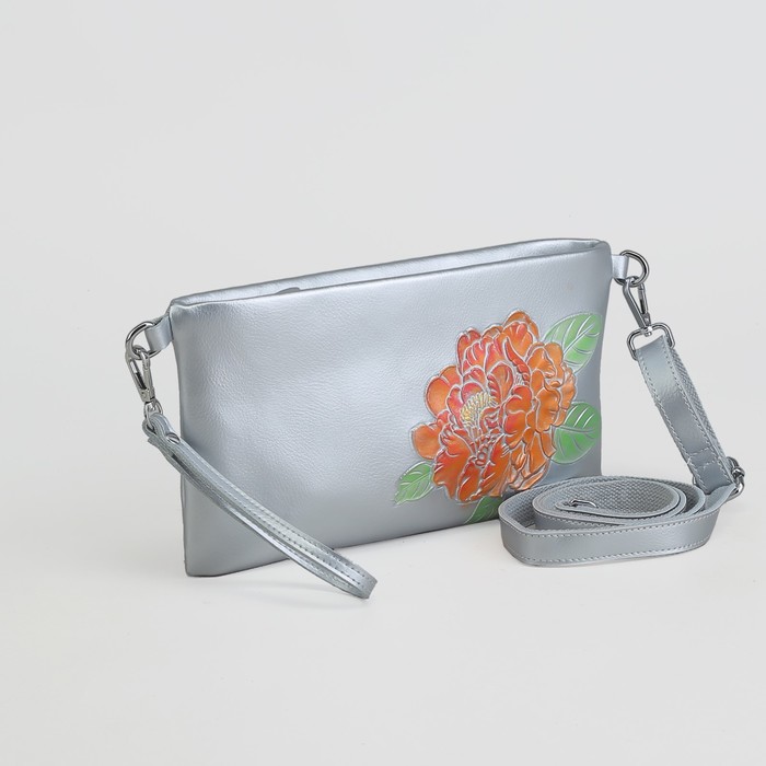 Клатч женский на молнии, 1 отдел, наружный карман, ручка, длинный ремень, цветсеребряный