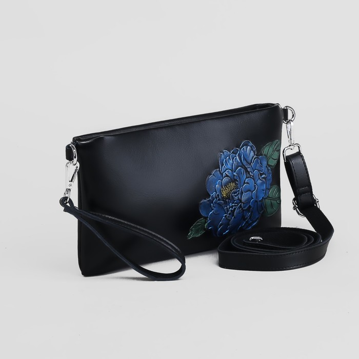 Клатч женский на молнии, 1 отдел, наружный карман, ручка, длинный ремень, цвет чёрный