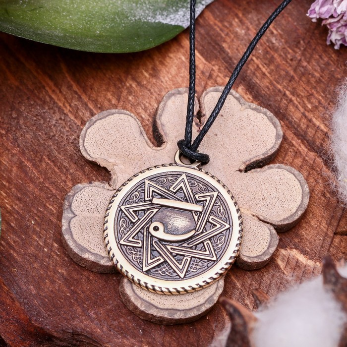 Славянские чертоги "Лебедь" (способствует крепкому здоровью и долголетию)