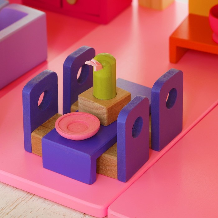 Дом для куколок , мебель в комплекте