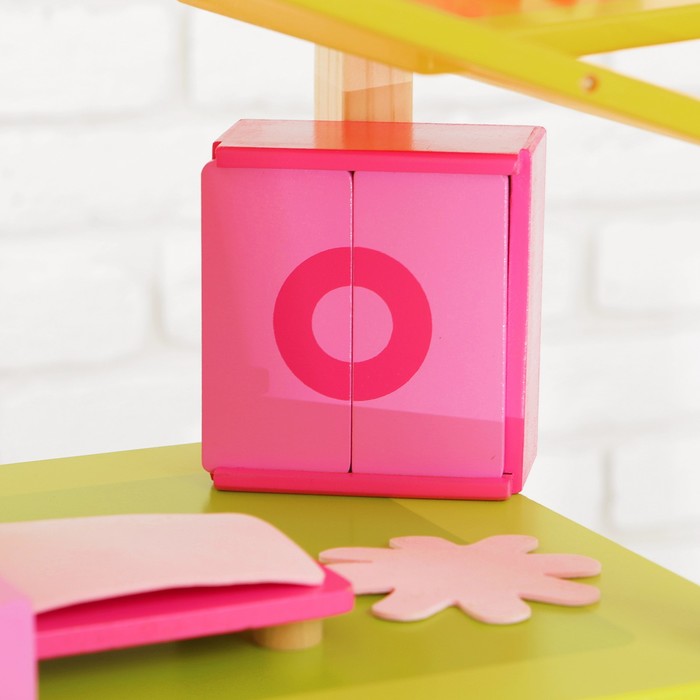 Дом для куколок , мебель в комплекте