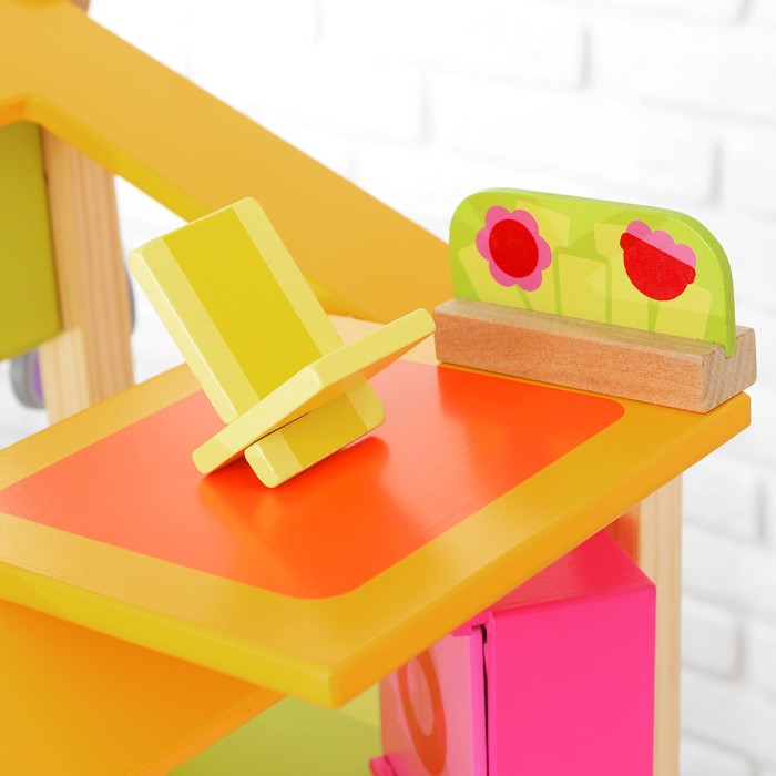 Дом для куколок , мебель в комплекте