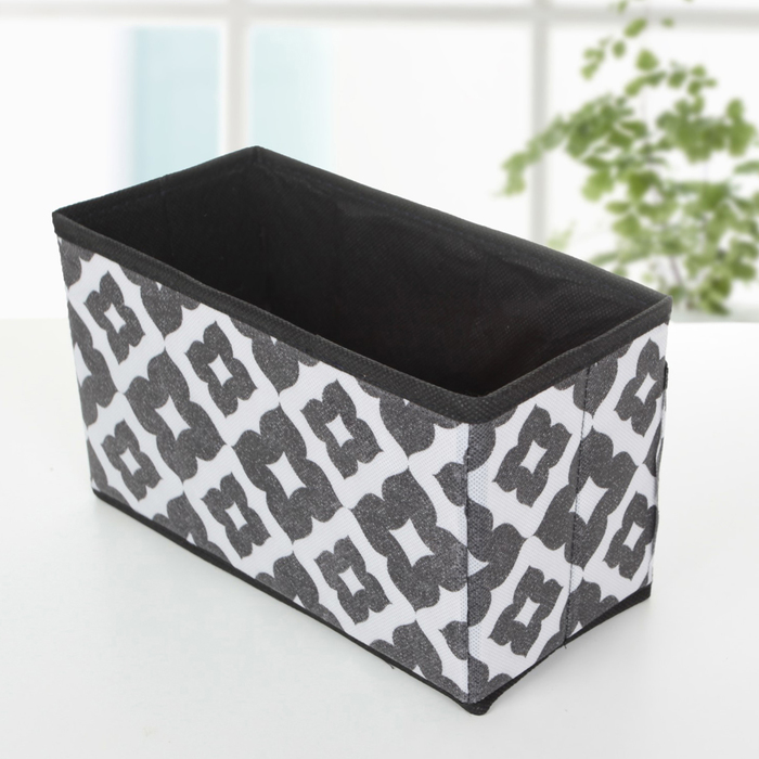 Бокс для мелочей 3 кармана «Вензель», 25 × 15 × 12 см, цвет чёрно-белый