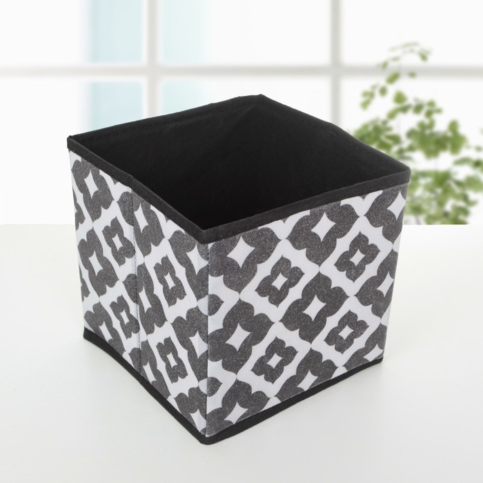 Короб для хранения «Вензель», цвет чёрно-белый