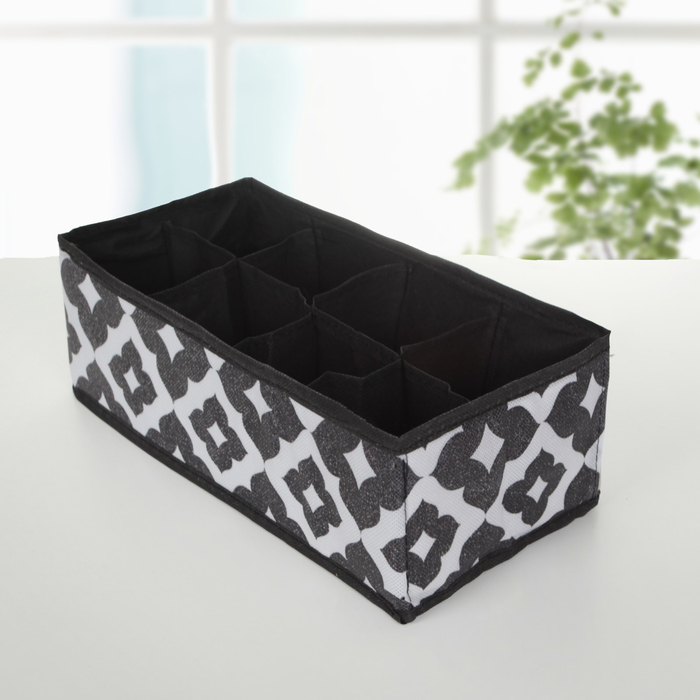 Органайзер для белья 8 ячеек "Вензель", цвет чёрно-белый