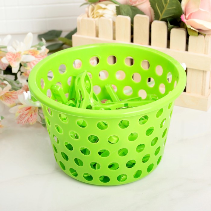 Прищепки в корзинке 18х18х11 см, 24 шт (7 см), цвета МИКС