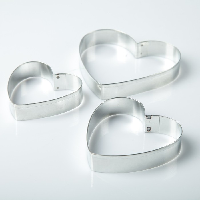 Набор форм для вырезания из жести "Сердце", 6 х 7 х 2 см, 3 шт.