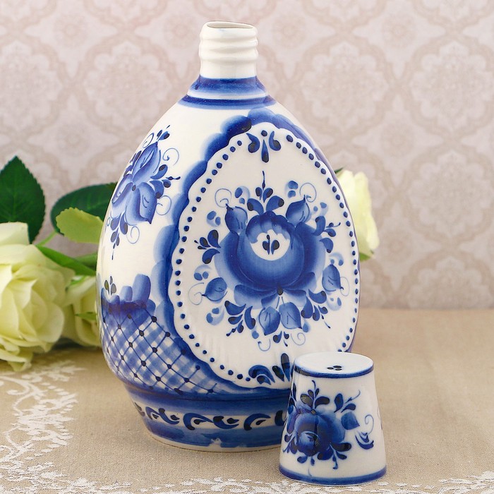 Штоф «Весенний», 11,5х7х20 см, гжель