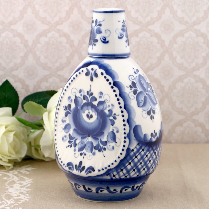 Штоф «Весенний», 11,5х7х20 см, гжель