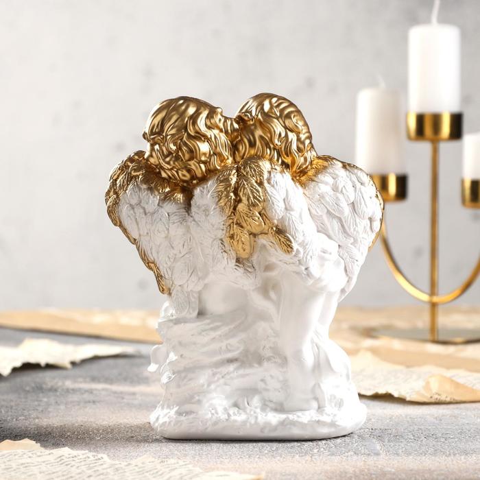 Статуэтка "Ангелы пара на камне" малая, бело-золотой