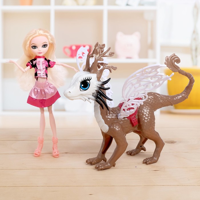 Кукла модная "Джесс" с драконом