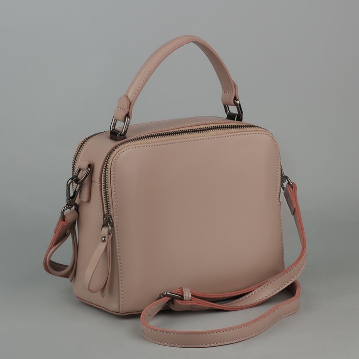 Сумка женская, 2 отдела на молниях, наружный карман, длинный ремень, цвет пудровый