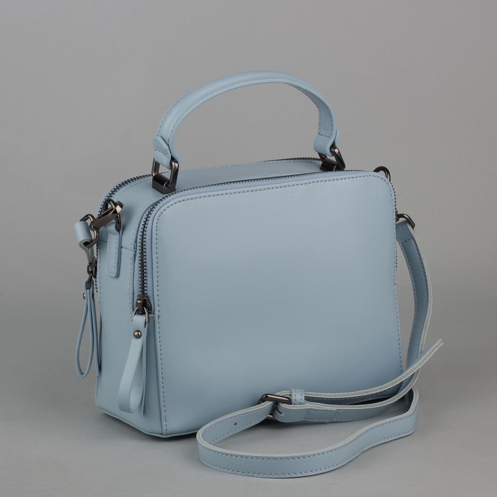 Сумка женская, 2 отдела на молниях, наружный карман, длинный ремень, цвет голубой