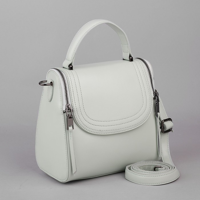 Сумка женская, отдел на молнии, наружный карман, длинный ремень, цвет мятный