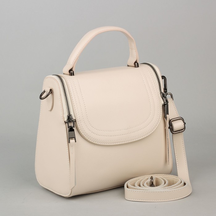 Сумка женская, отдел на молнии, наружный карман, длинный ремень, цвет бежевый