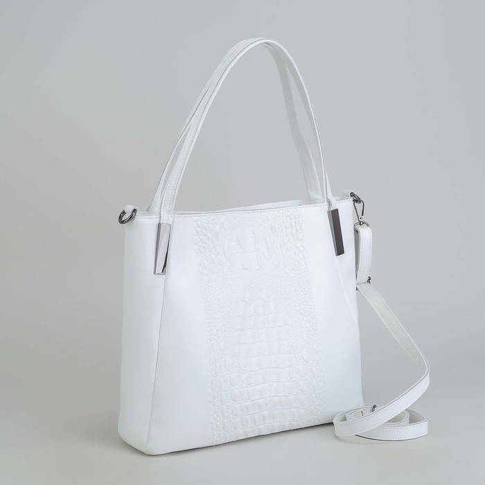 Сумка женская, отдел с перегородкой на молнии, наружный карман, длинный ремень, цвет белый