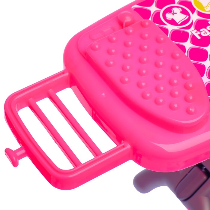 Набор юной хозяюшки с аксессуарами "Сладкая вата": утюг, гладильная доска, вешалка