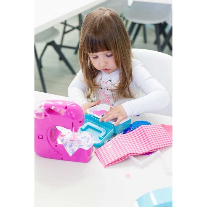 Швейная машина "Карамель" с катушкой и аппаратом для декора одежды, цвет розовый
