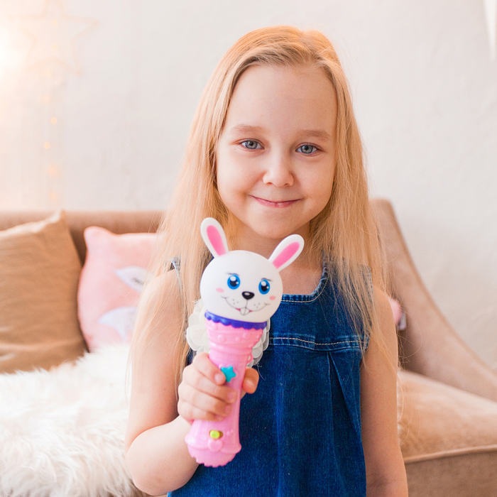 Музыкальная игрушка «Микрофон Зайчик», световые и звуковые эффекты, работает от батареек