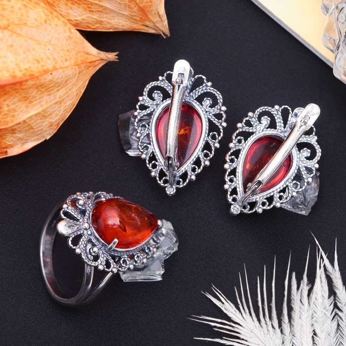Гарнитур посеребрение 2 предмета: серьги, кольцо "Янтарь" графиня, цвет коньячный, 19,5 размер