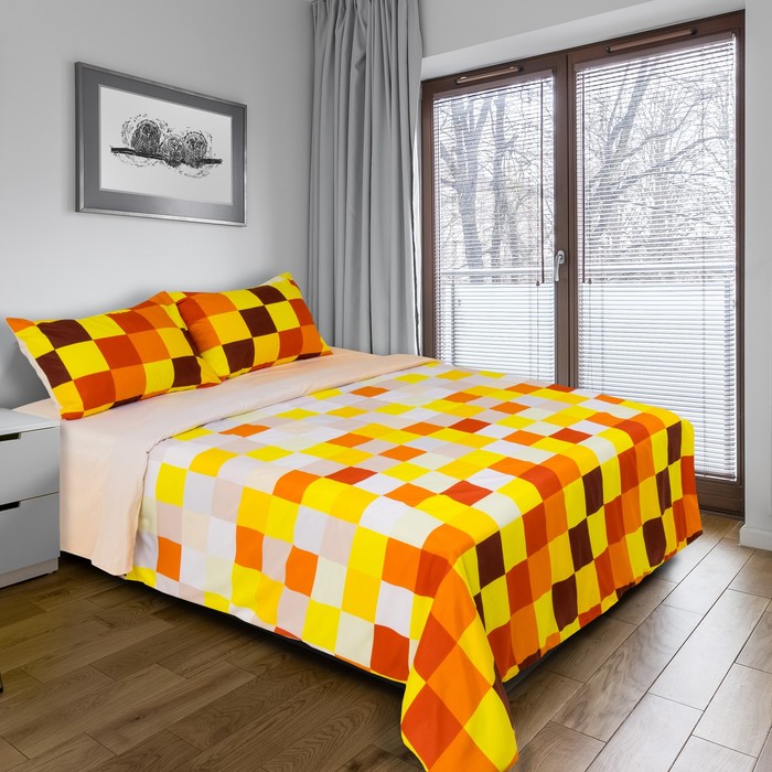 Постельное бельё "Этель" дуэт Пиксели (жёлтый) 150х210 см - 2 шт, 220х240 см, 50х70 ± 3 см - 2 шт., новосатин