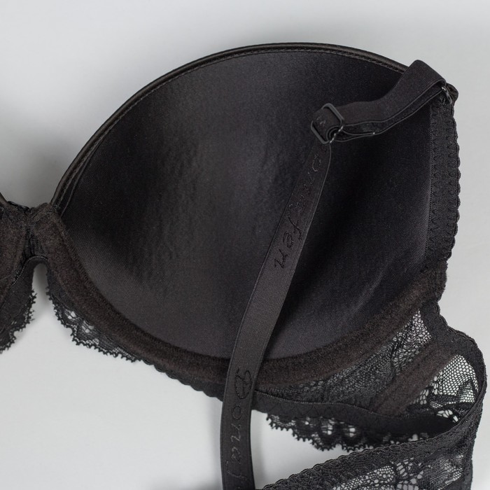 Комплект нижнего белья (бюстгальтер, трусы) 8202 цвет чёрный, 75С (факт 70C), р-р 44-46 (L) 340620