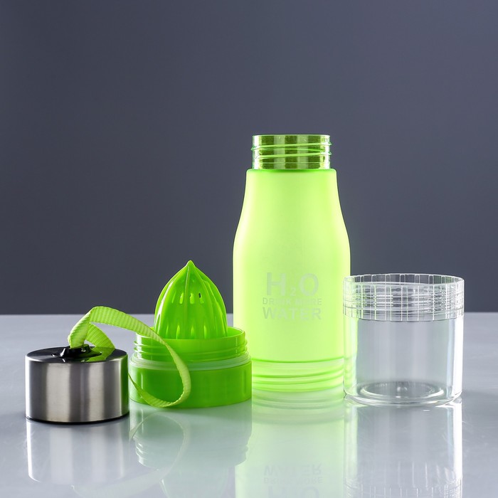 Бутылка для воды 750 мл H2O, с отсеком для фруктов и выжималкой, матовая, микс, 7х24 см
