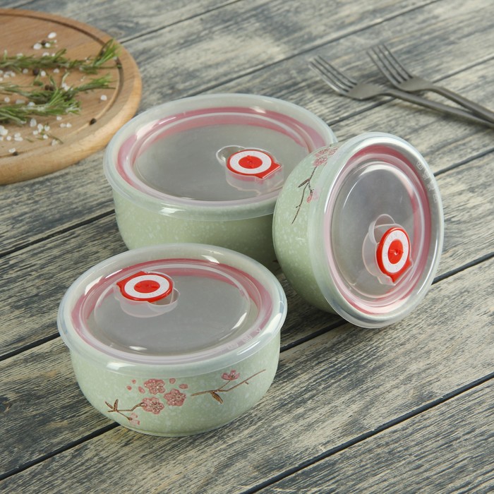 Набор салатников "Вивьен", 3 шт: 16х7,5/14,5х6,5/15,5х7,5 см, с крышками, цвет зеленый