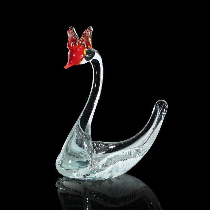 Сувенир стекло в стеклокрошку "Лебедь белый"   14х10х10 см