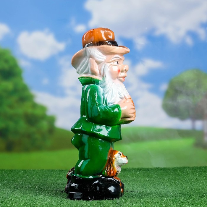Садовая фигура "Гном-охотник" малая, зелёные штаны