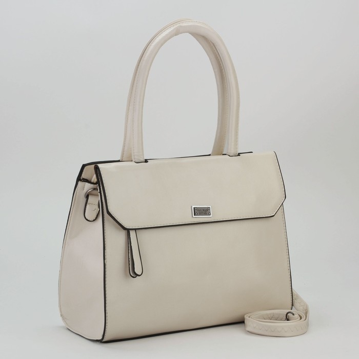 Сумка женская, отдел на молнии, 2 наружных кармана, длинный ремень, цвет бежевый