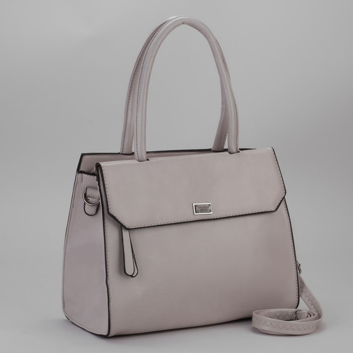 Сумка женская, отдел на молнии, 2 наружных кармана, длинный ремень, цвет молочный