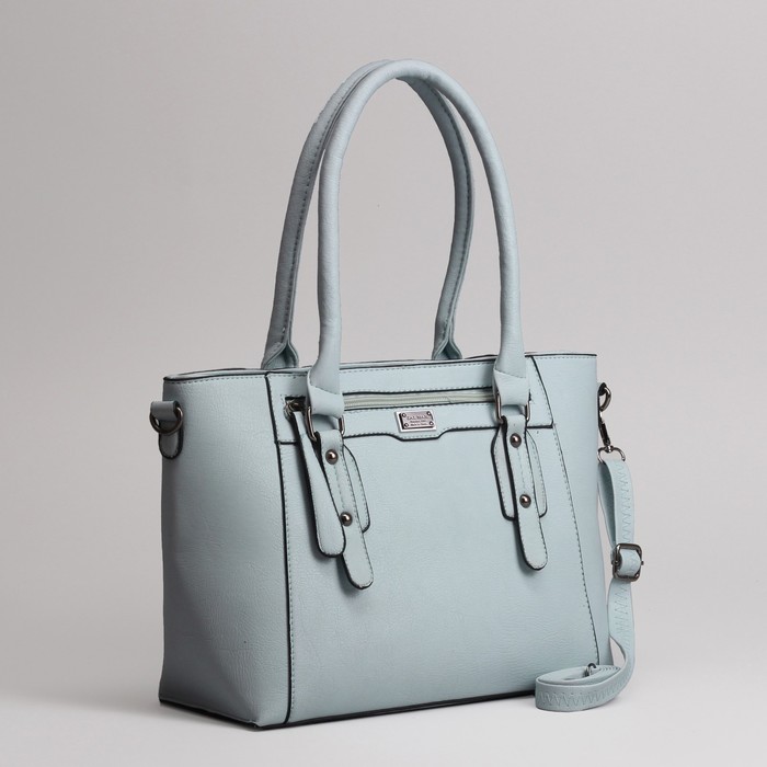 Сумка женская, отдел с перегородкой на молнии, 2 наружных кармана, длинный ремень, цвет голубой