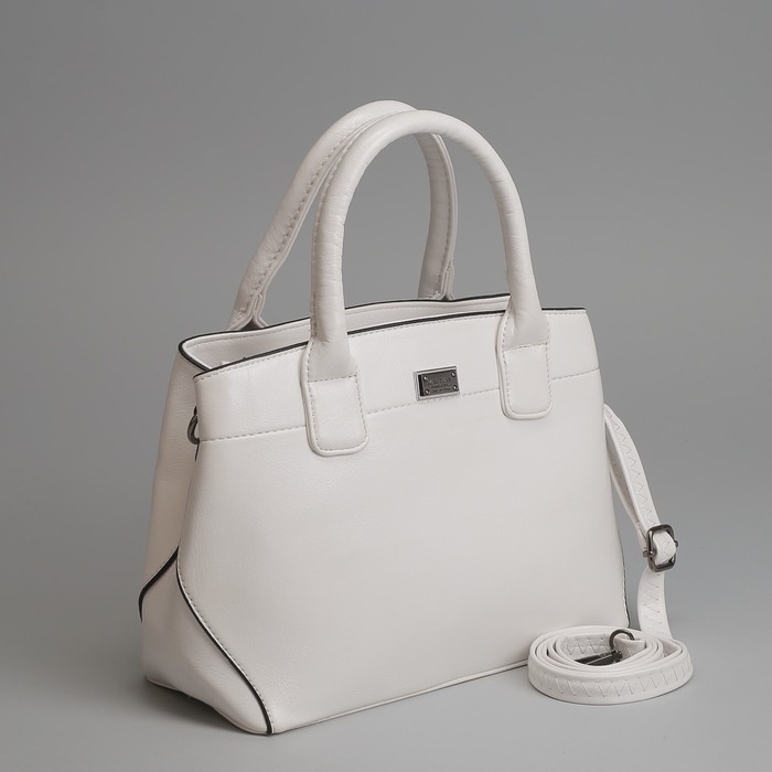 Сумка женская, отдел с перегородкой на молнии, наружный карман, длинный ремень, цвет белый