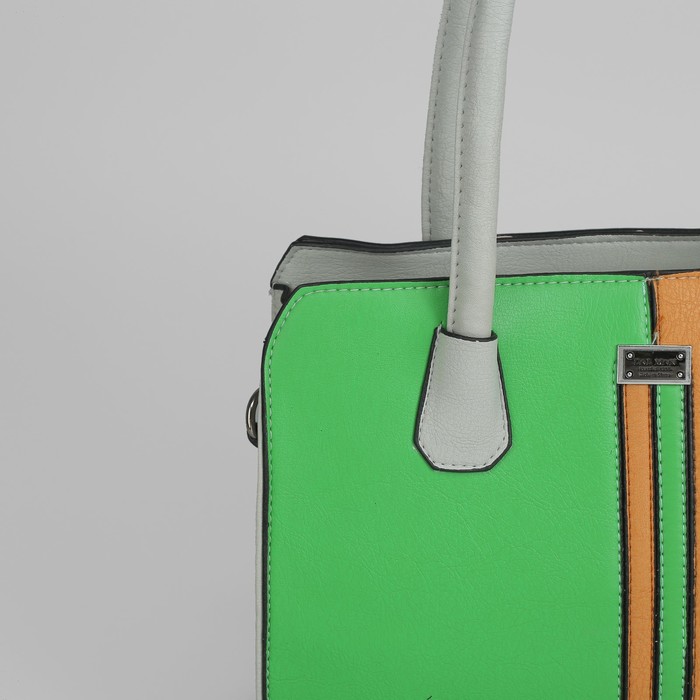 Сумка женская, отдел с перегородкой на молнии, наружный карман, длинный ремень, цвет серый