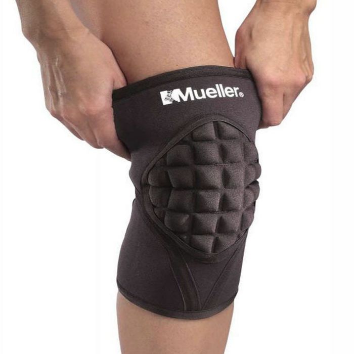 Наколенник с защитой MUELLER 54601 SHOKK KNEE PAD S
