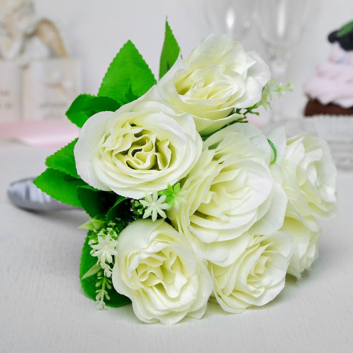 Букет-дублёр "Влюблённость", розы белые