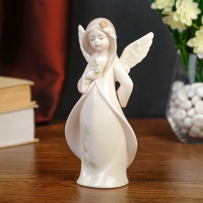 Сувенир керамика "Ангел-девочка в розовой накидке с цветами" 17,5х8,5х5,5 см