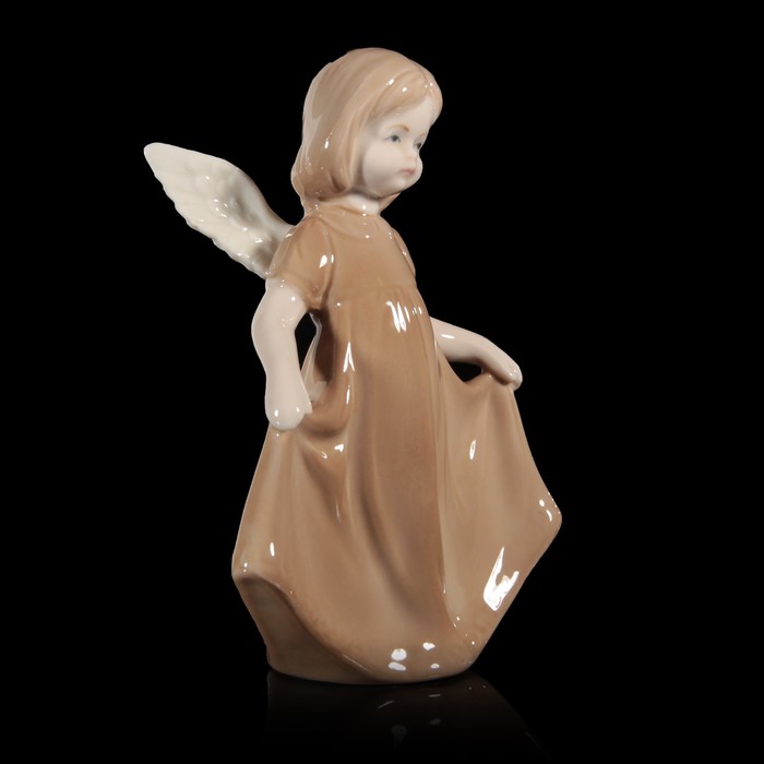 Сувенир керамика "Ангел-девочка в кофейном платье танцует" 14,8х10,5х5 см